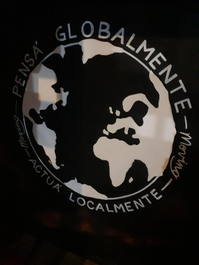 Moving Hostel Travel Bar Сан Карлос де Барилоче Екстериор снимка