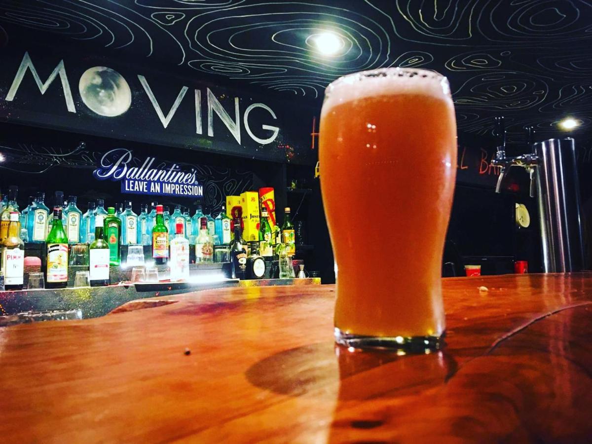 Moving Hostel Travel Bar Сан Карлос де Барилоче Екстериор снимка